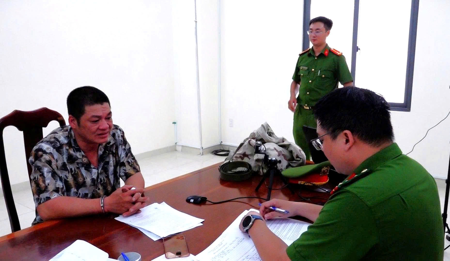 Khởi tố đối tượng lợi dụng quyền tự do dân chủ xâm phạm quyền, lợi ích hợp pháp của tổ chức, cá nhân