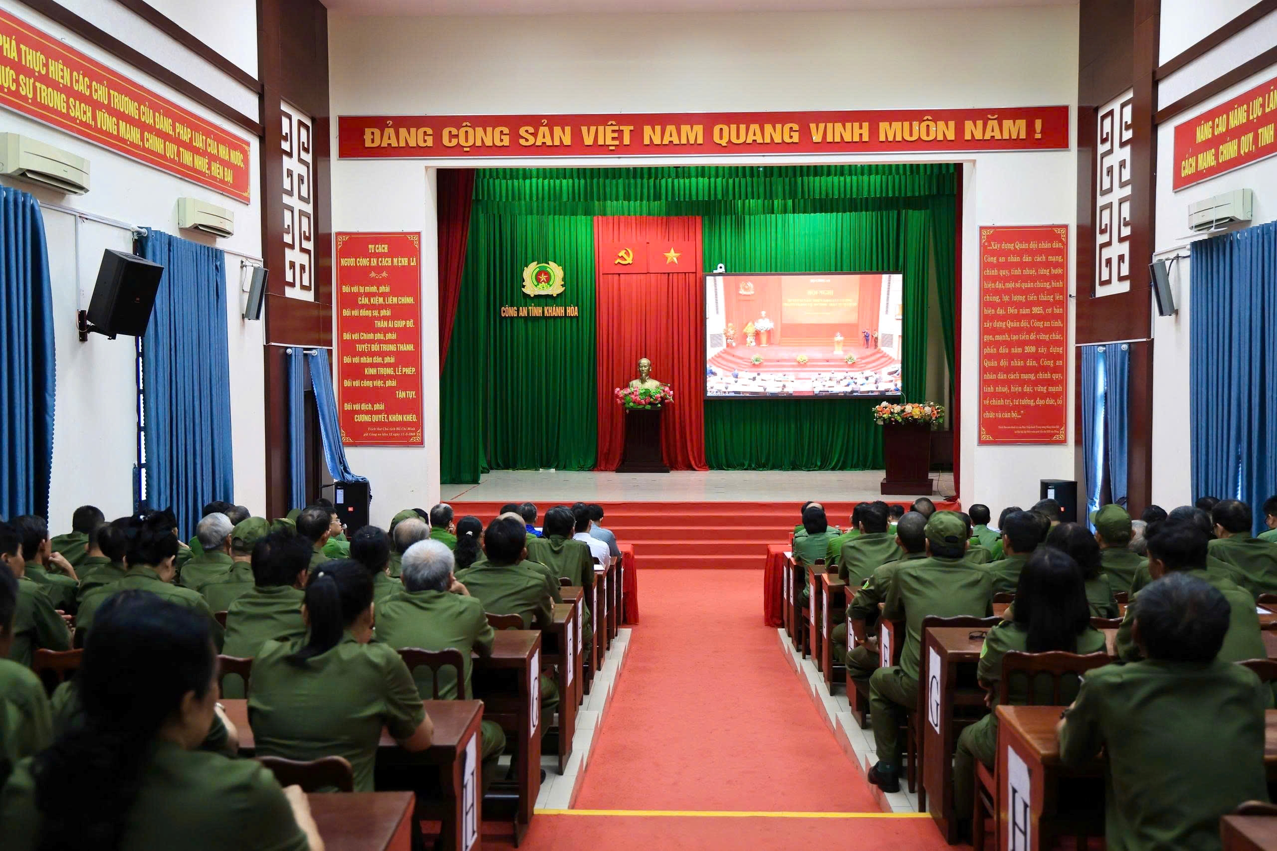 Hội nghị sơ kết 01 năm triển khai lực lượng tham gia bảo vệ ANTT ở cơ sở