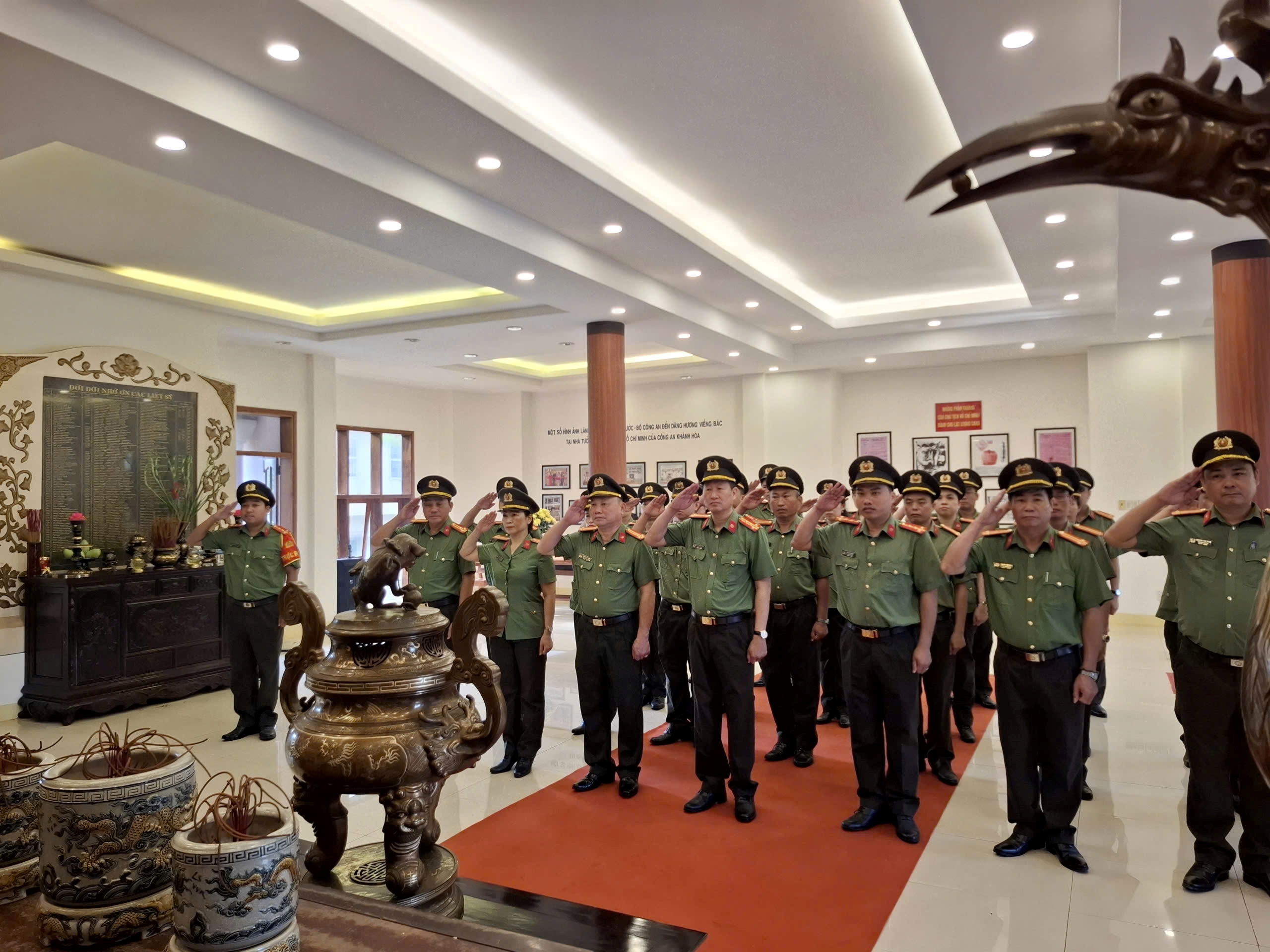 Phòng An ninh đối ngoại tổ chức các hoạt động chào mừng kỷ niệm 80 năm Ngày truyền thống lực lượng An ninh đối ngoại (12/7/1946 – 12/7/2026)