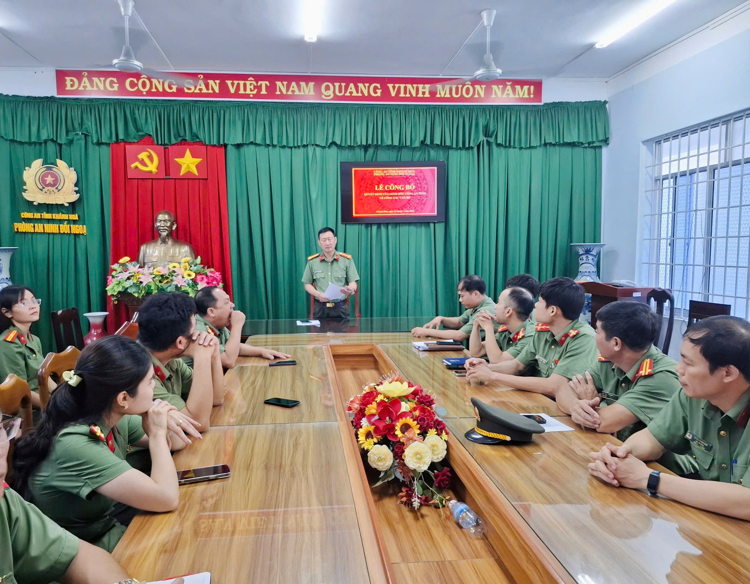 Lễ công bố quyết định của Giám đốc Công an tỉnh về công tác cán bộ