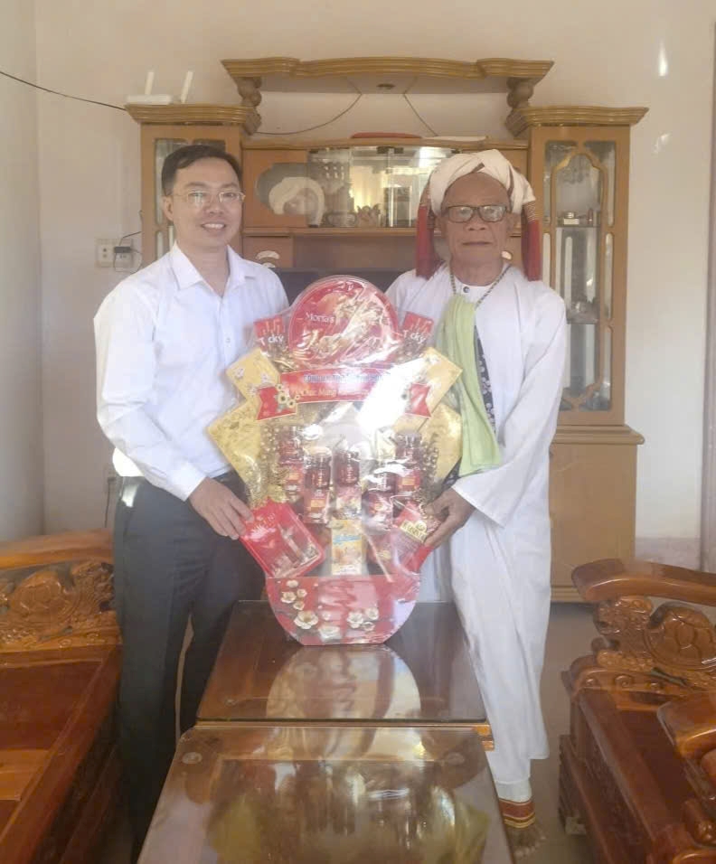 Phòng An ninh nội địa Công an tỉnh Khánh Hòa phát huy vai trò chức sắc, người có uy tín trong đồng bào Chăm