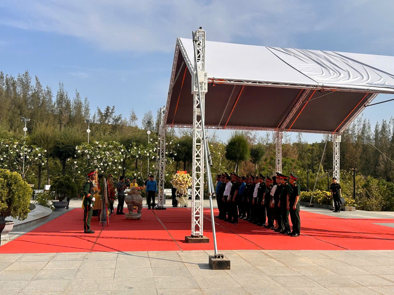 Công an tỉnh Khánh Hòa bảo đảm an toàn tuyệt đối đoàn công tác của đồng chí Nguyễn Trọng Nghĩa - Ủy viên Bộ Chính trị, Bí thư Trung ương Đảng, Chủ nhiệm Tổng cục Chính trị Quân đội nhân dân Việt Nam