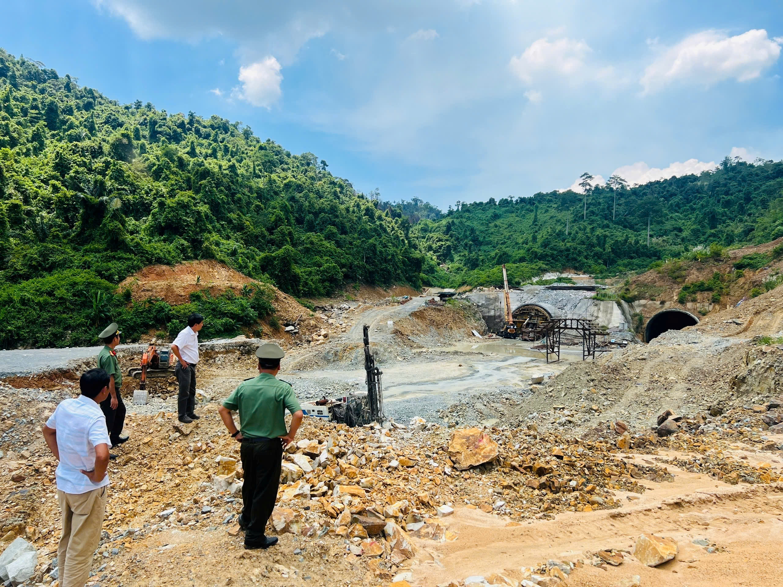 Phòng An ninh kinh tế tăng cường kiểm tra, khảo sát thực địa, góp phần bảo đảm an ninh, trật tự và tiến độ dự án Cao tốc Khánh Hòa – Buôn Ma Thuột