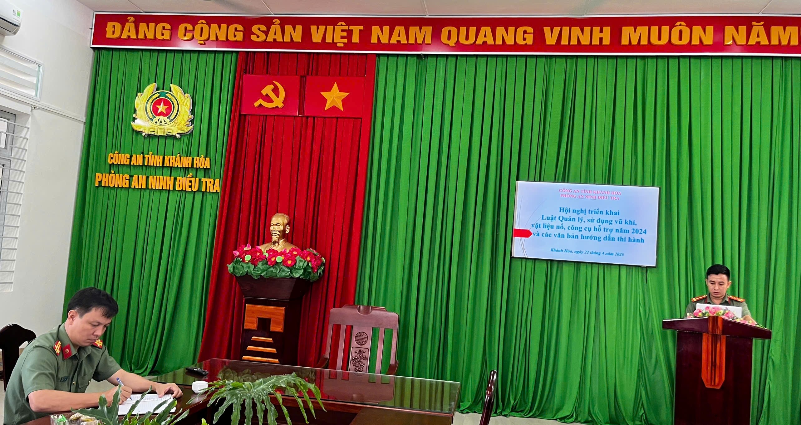 Phòng An ninh điều tra – Công an tỉnh Khánh Hòa tổ chức Hội nghị triển khai, quán triệt một số văn bản quy phạm pháp luật có liên quan công tác