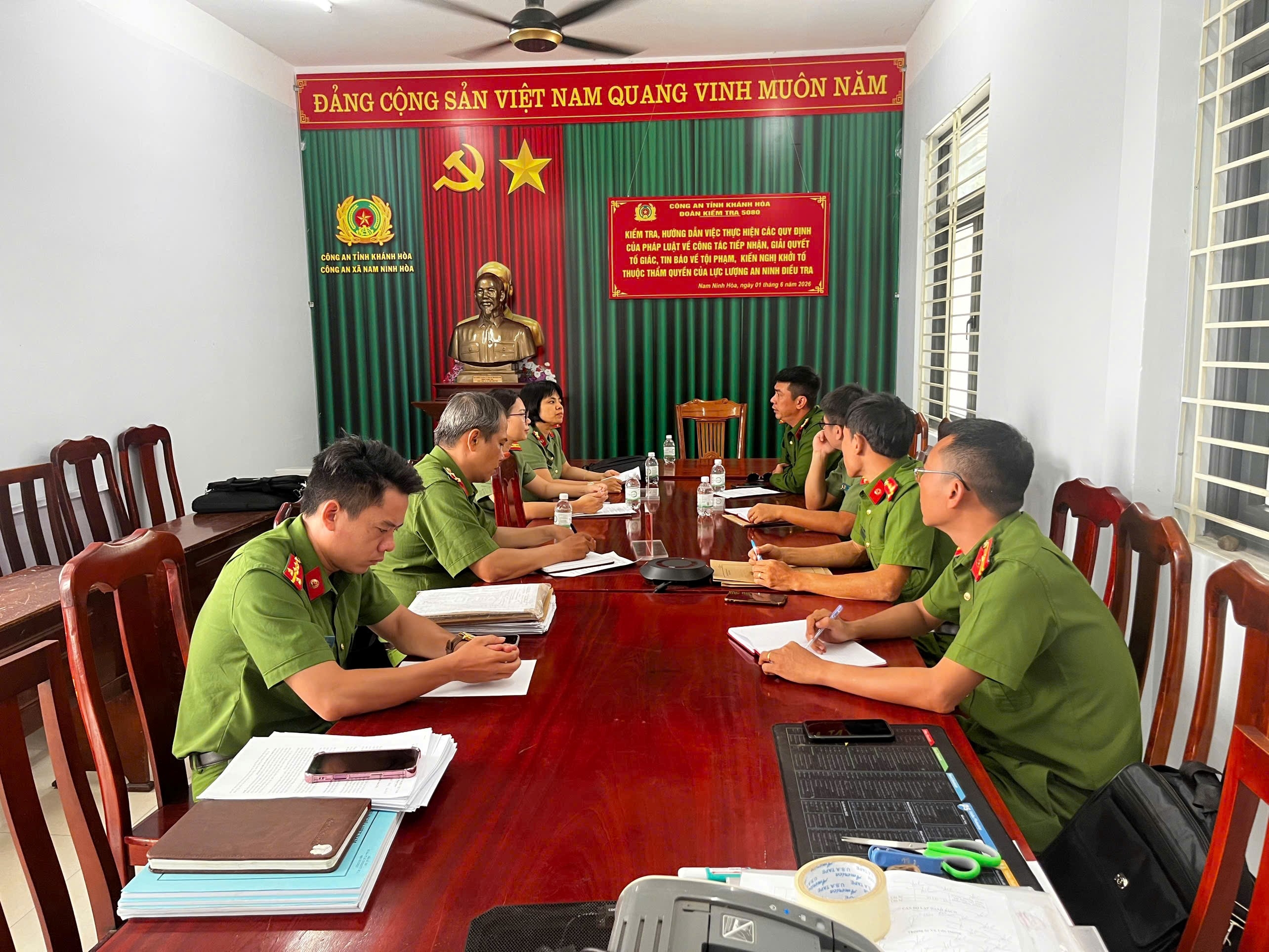 Đoàn Kiểm tra 5080 Công an tỉnh kiểm tra, hướng dẫn các đơn vị, địa phương