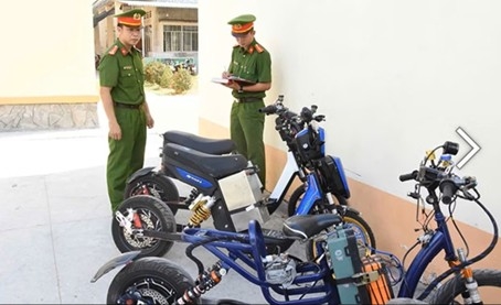 Cảnh báo hiểm họa từ xe điện “độ chế”