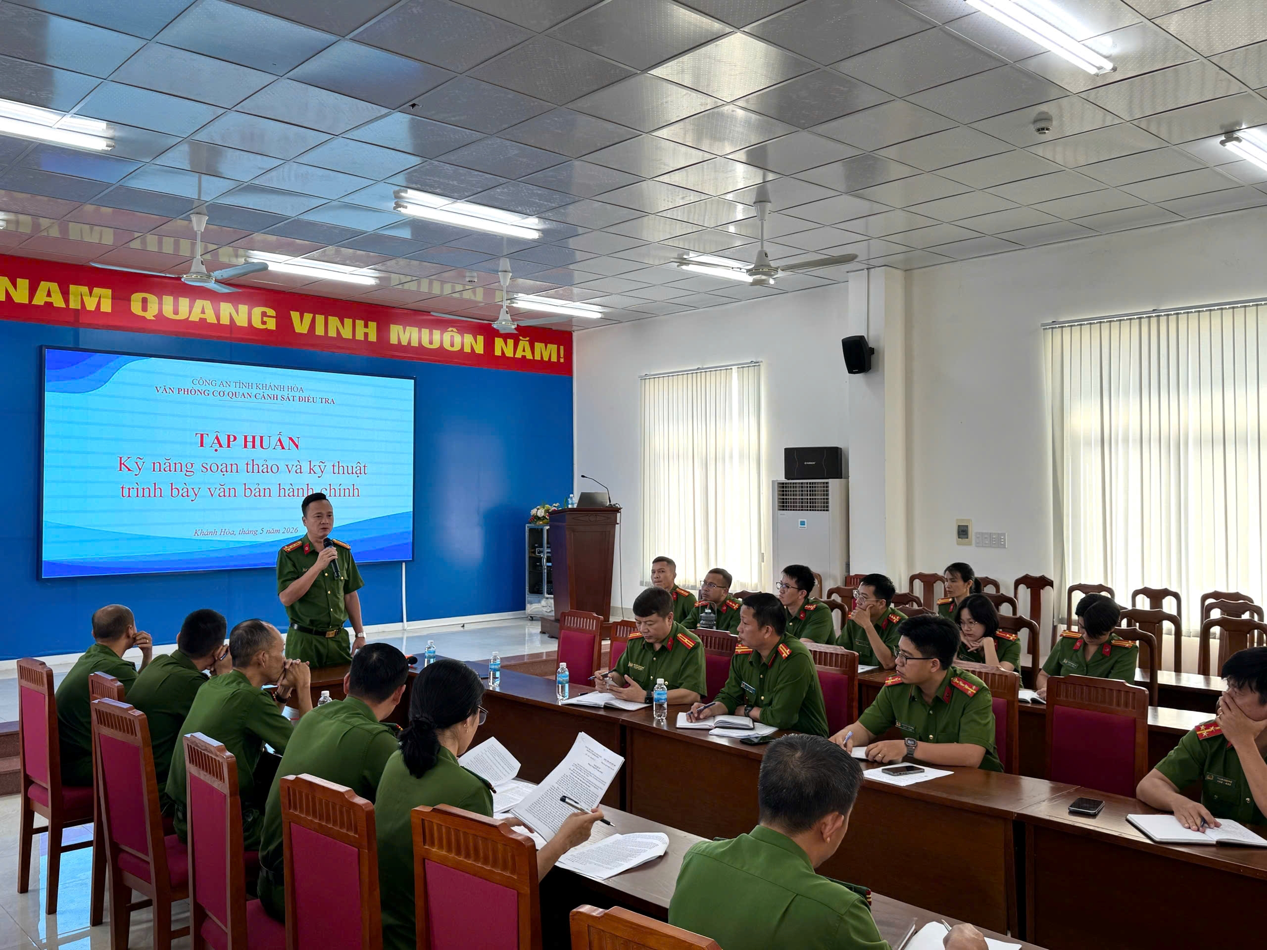 Văn phòng Cơ quan Cảnh sát điều tra tổ chức tập huấn kỹ năng soạn thảo và kỹ thuật trình bày văn bản