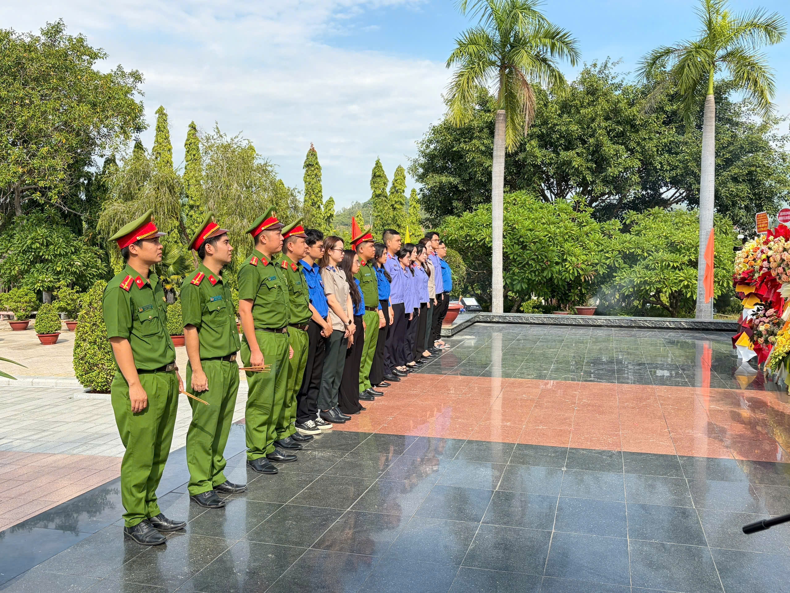 Phòng Cảnh sát kinh tế tổ chức chuỗi hoạt động hướng đến kỷ niệm 79 năm Ngày Thương binh - Liệt sĩ (27/7/1947 - 27/7/2026)