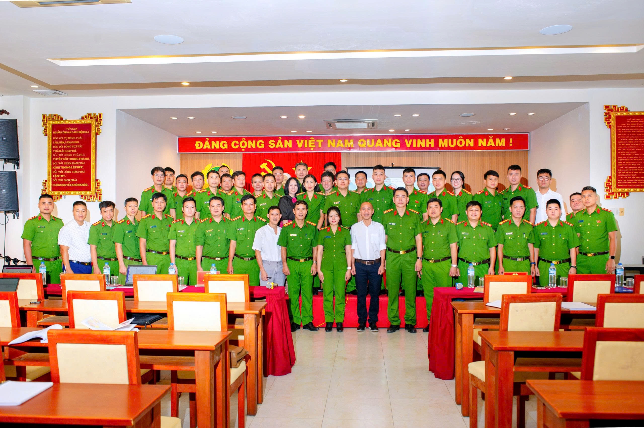 Khai mạc lớp tập huấn giảng viên nguồn về công tác cai nghiện ma túy và quản lý sau cai nghiện ma túy tại Khánh Hòa