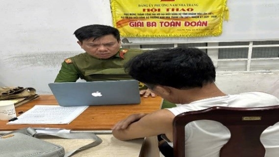 Cảnh sát phản ứng nhanh giải quyết vụ việc mất an ninh, trật tự do mâu thuẫn tình cảm
