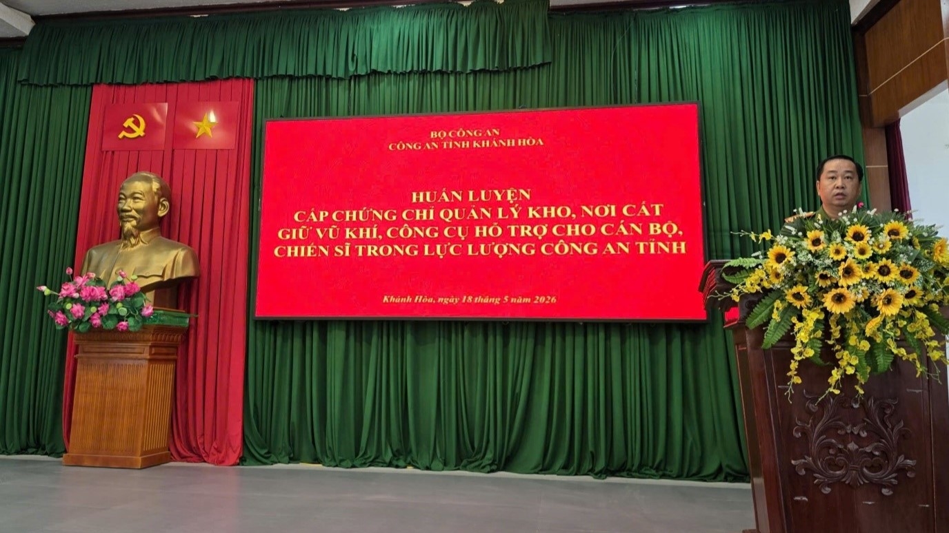 Đẩy mạnh công tác đào tạo, tập huấn nâng cao hiệu quả quản lý vũ khí, công cụ hỗ trợ trong lực lượng Công an nhân dân