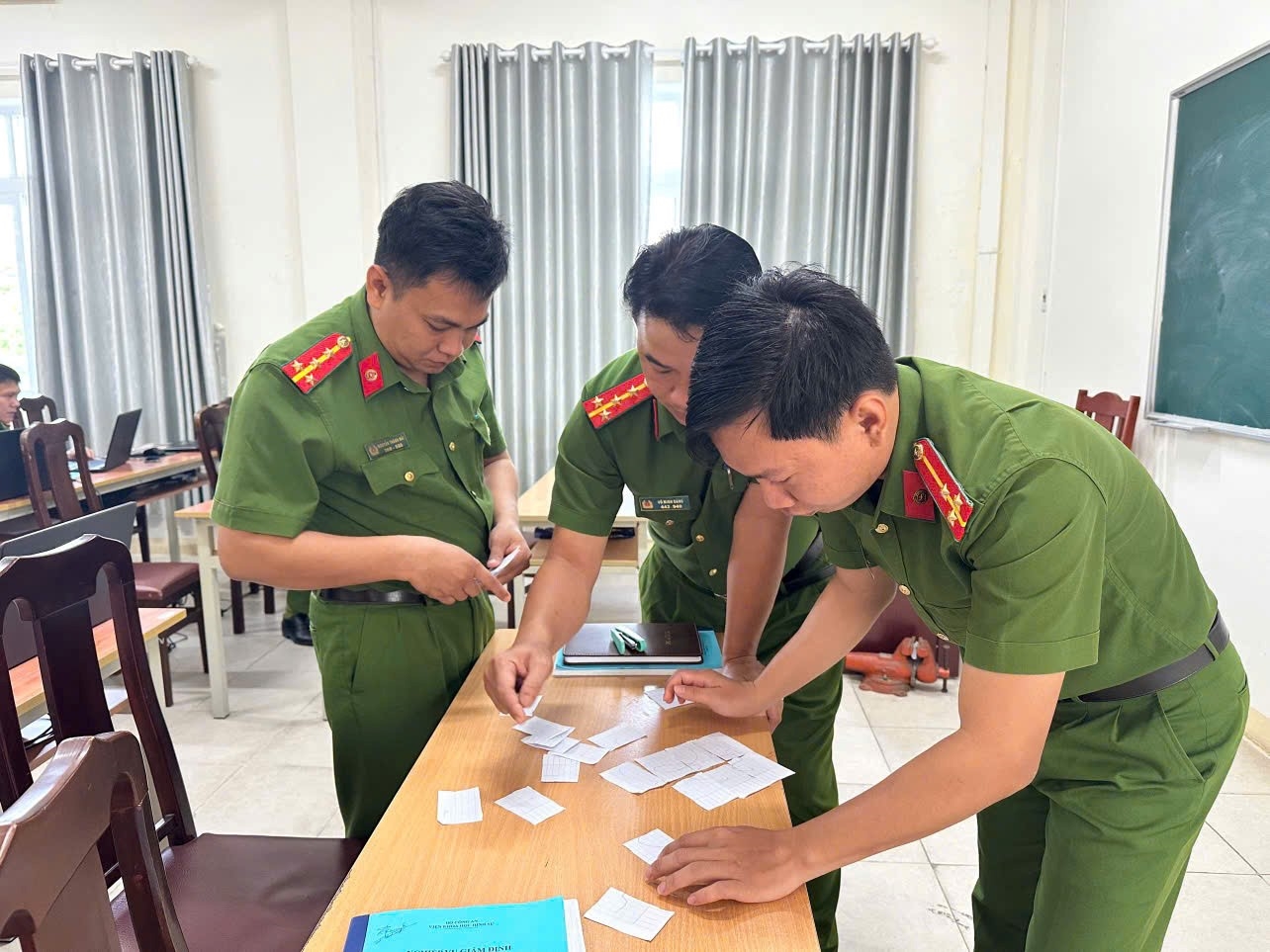 Phòng Kỹ thuật hình sự đẩy mạnh nâng cao trình độ chuyên môn, nghiệp vụ, ứng dụng công nghệ số