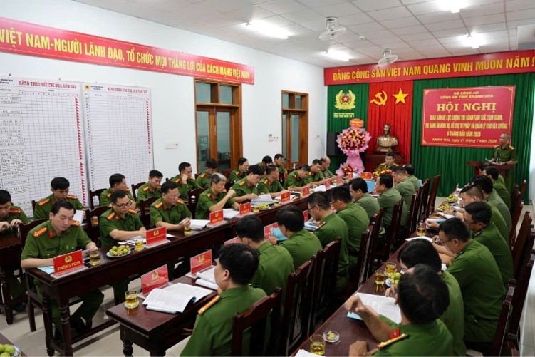 Công an tỉnh Khánh Hòa tổ chức hội nghị giao ban hệ lực lượng Cảnh sát thi hành tạm gi, tạm giam, thi hành án hình sự, hỗ trợ tư pháp và quản lý kho vật chứng 6 tháng đầu năm 2026