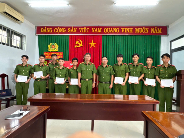 Đoàn Thanh niên Trại Tạm giam số 1 tiếp sức cho các sĩ tử