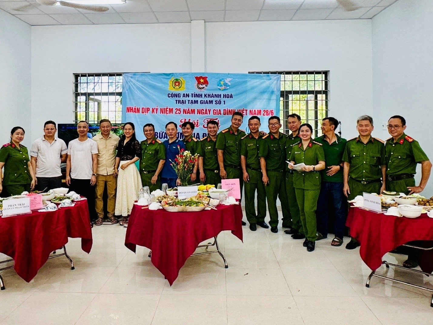 Ấm áp tinh thần đồng đội qua hội thi “Bữa cơm gia đình ấm áp” tại Trại tạm giam số 1 Công an tỉnh Khánh Hòa