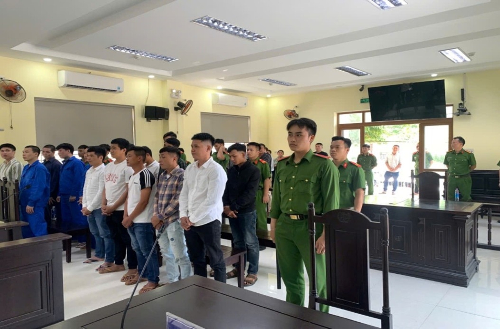 Đảm bảo an ninh, an toàn phiên toà 14 bị cáo