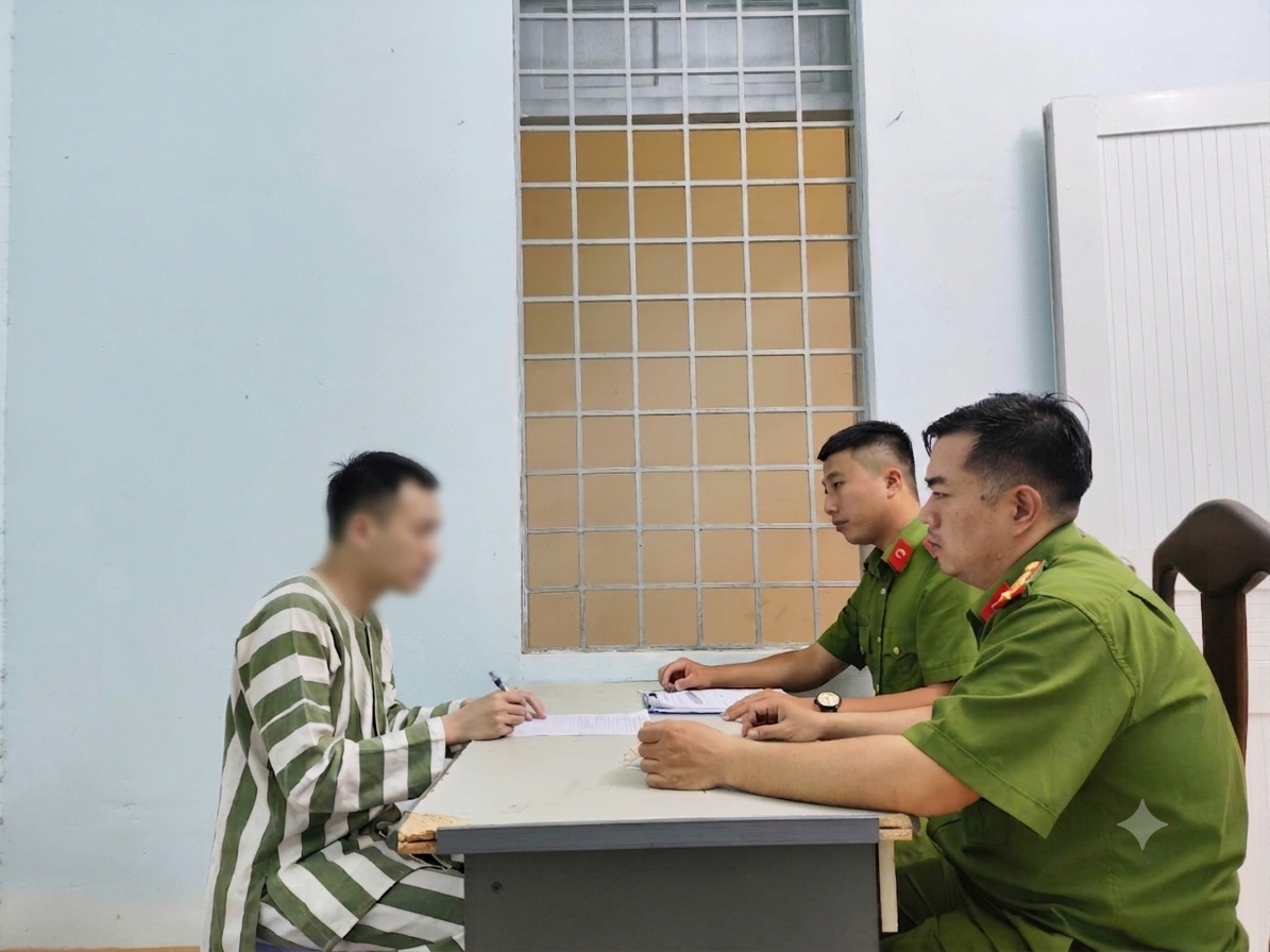 Giáo dục người bị tạm giữ, tạm giam chấp hành nội quy cơ sở giam giữ theo Luật Thi hành tạm giữ, tạm giam và cấm đi khỏi nơi cư trú năm 2025