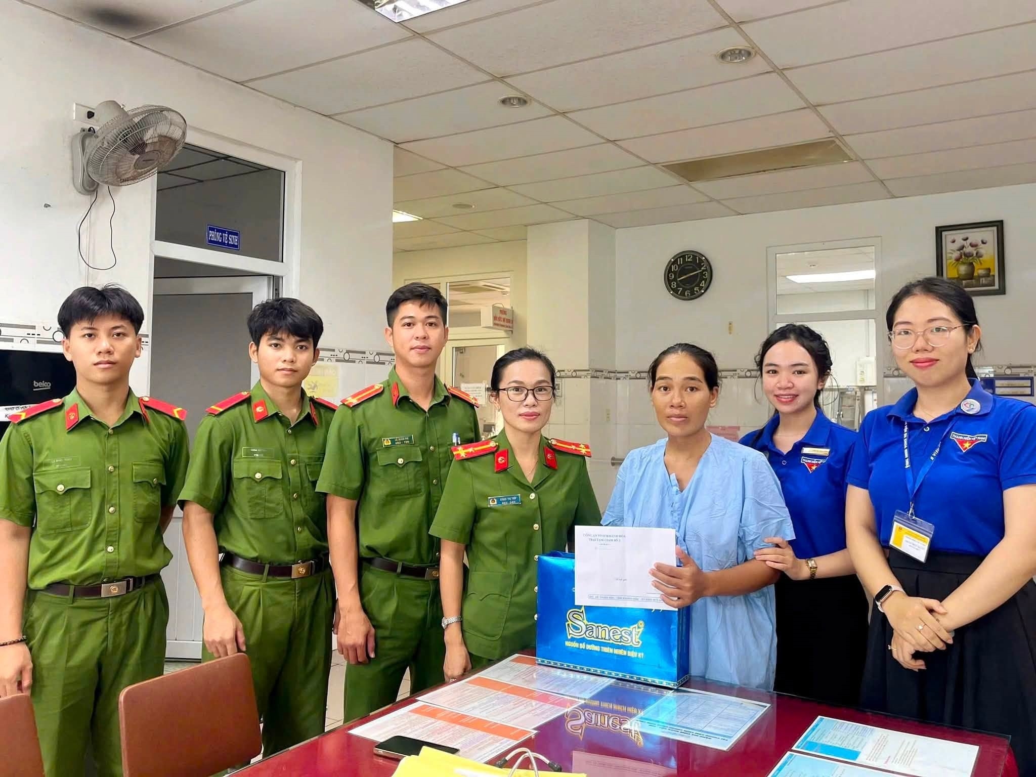 Trại tạm giam số 2 đã phối hợp Bệnh viện Đa khoa Ninh Thuận tổ chức nhiều hoạt động ý nghĩa, lan tỏa tinh thần “Vì Nhân dân phục vụ”