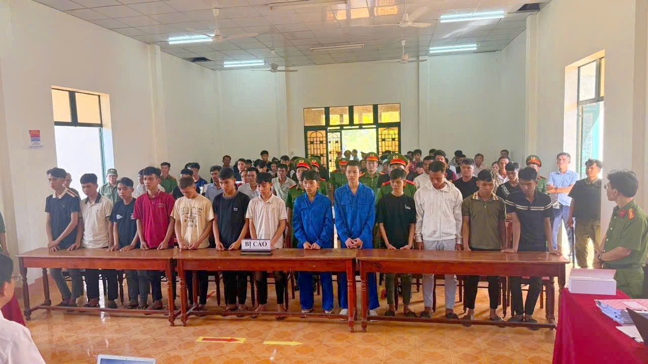 Bảo vệ an toàn tuyệt đối phiên tòa lưu động xét xử vụ án Hình sự sơ thẩm “Gây rối trật tự công cộng”