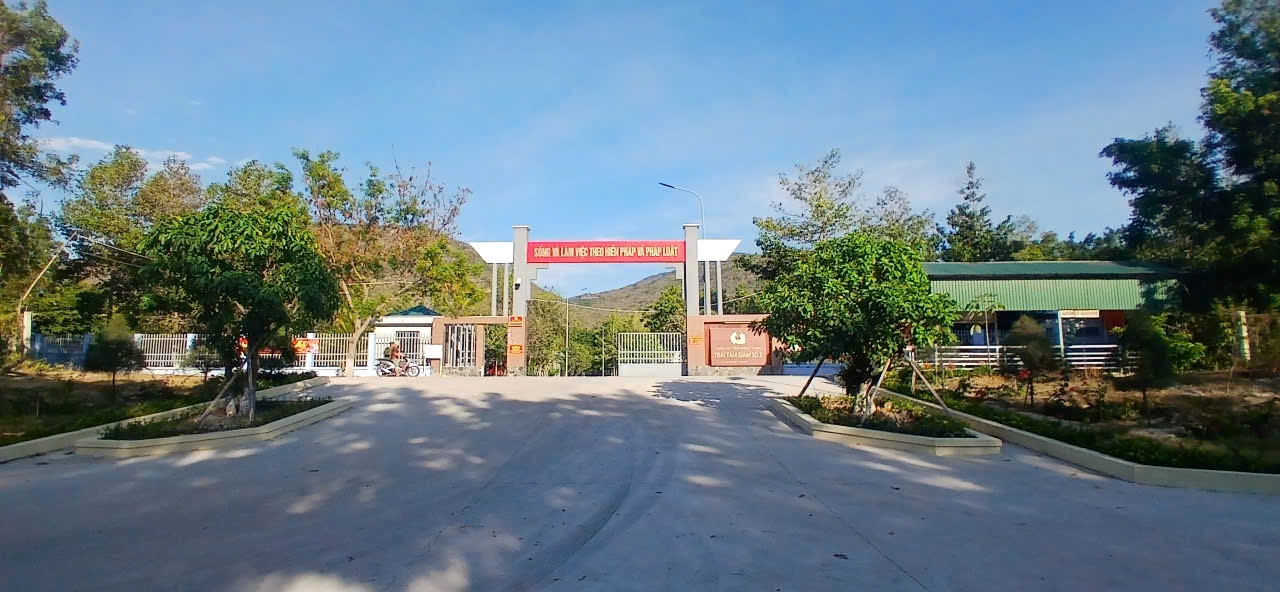 Trại tạm giam số 2 duy trì hiệu quả hoạt động thăm gặp, gửi quà vào sáng thứ Hai hằng tuần