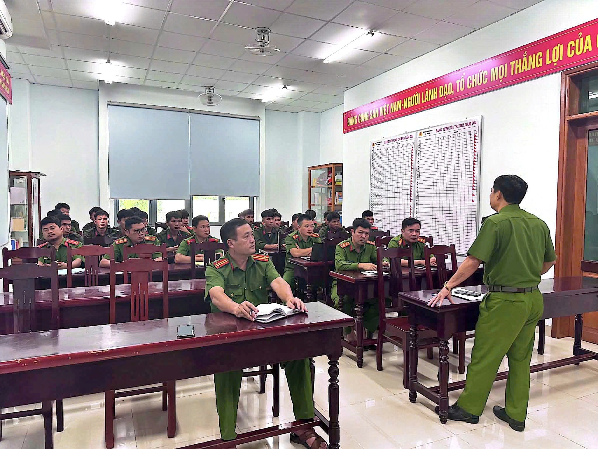 Trại tạm giam số 2: Quản lý Chiến sĩ nghĩa vụ bằng “Tình thương và trách nhiệm”