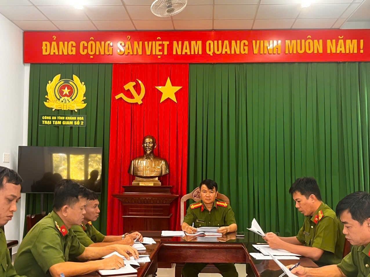 Trại Tạm giam số 2 Công an tỉnh Khánh Hoà đẩy mạnh công tác chuyển đổi số trong quản lý, thi hành tạm giữ, tạm giam