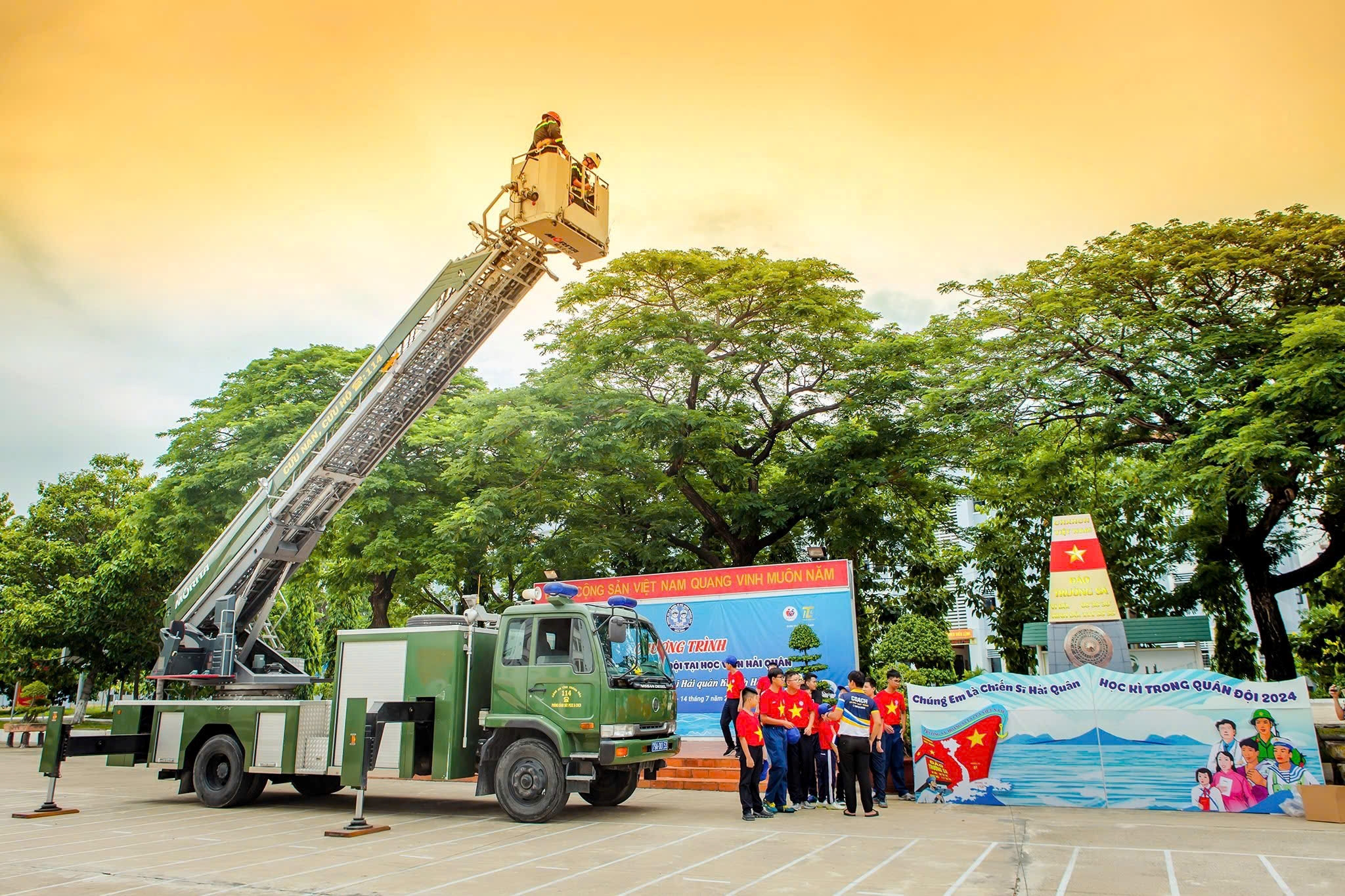 Phòng Hậu cần tích cực tham mưu đầu tư, trang bị phương tiện, kỹ thuật, cơ sở vật chất góp phần hiện đại hóa lực lượng Cảnh sát PCCC và CNCH - Công an Khánh Hòa