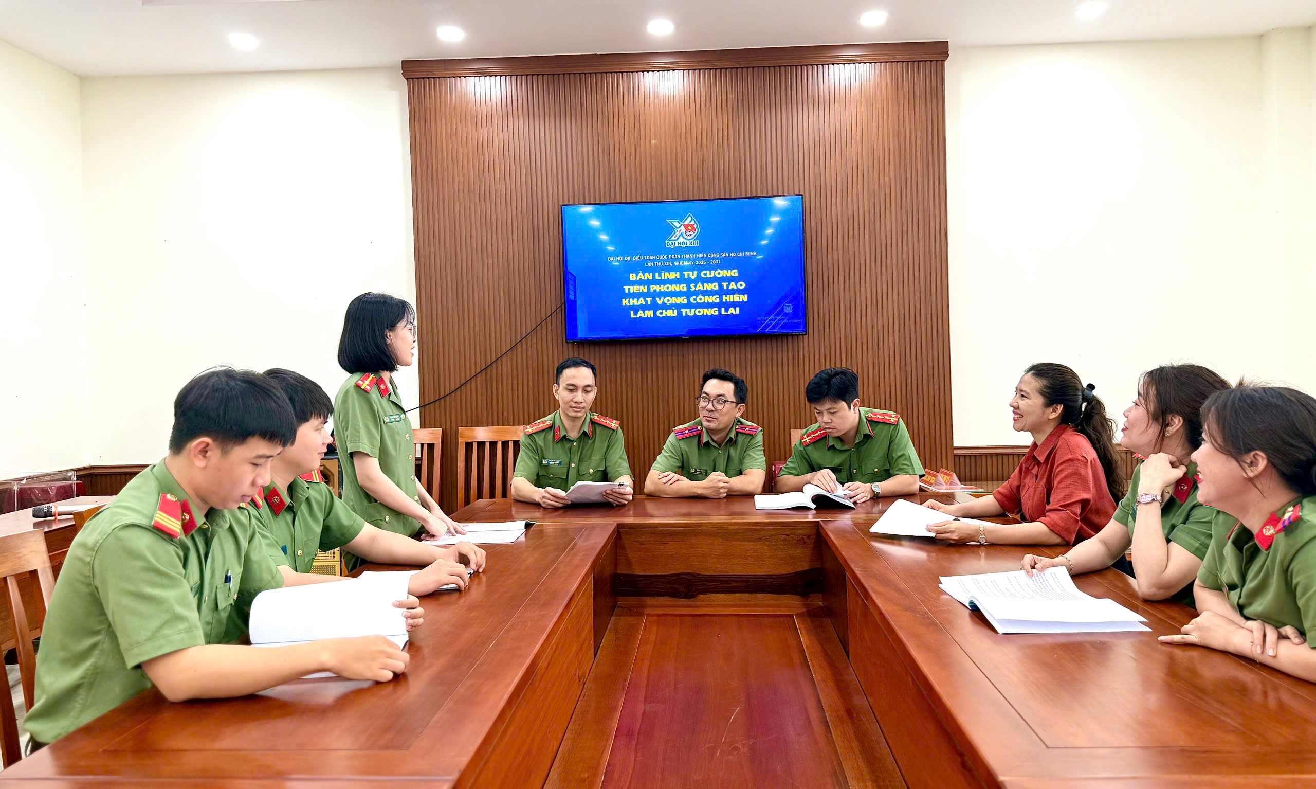 Đoàn Thanh niên Phòng Hậu cần tổ chức sinh hoạt chính trị chuyên đề tháng 6/2026