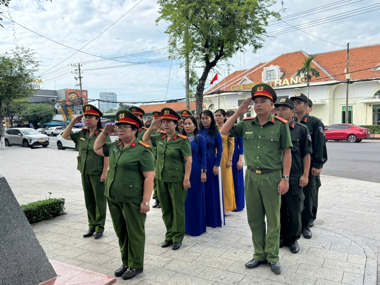 Tri ân các anh hùng liệt sĩ, bồi đắp truyền thống cách mạng