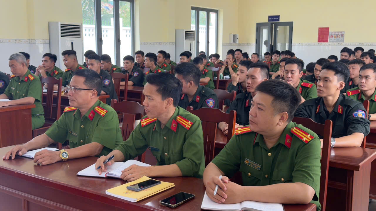 Lực lượng Cảnh sát cơ động Công an tỉnh Khánh Hòa: 