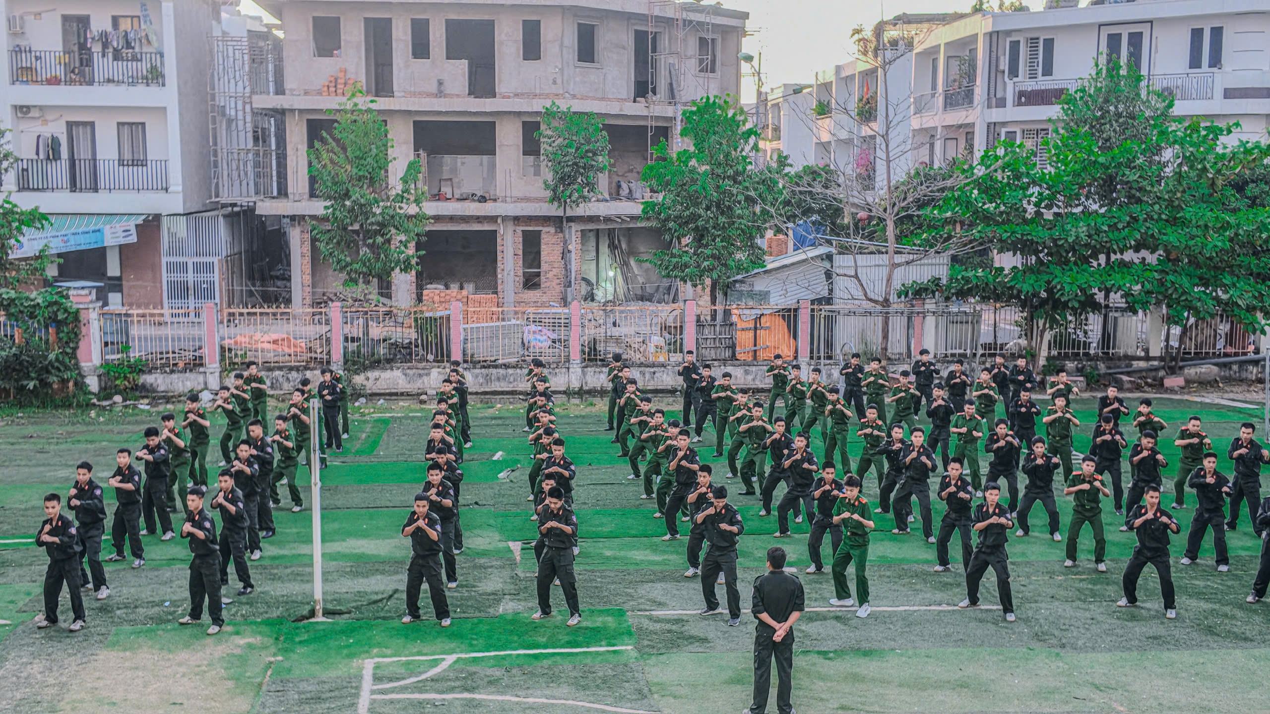 Chiến sĩ trẻ Cảnh sát cơ động duy trì rèn luyện thể dục, võ thuật mỗi ngày