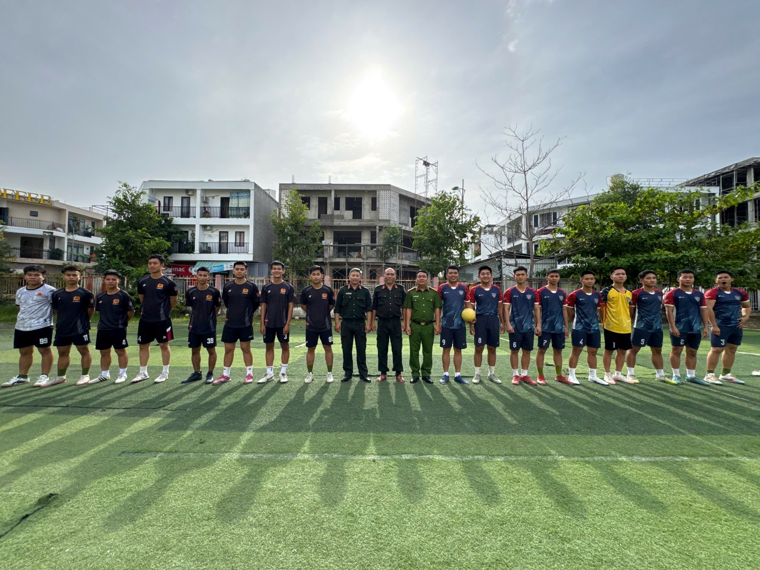 Sôi nổi giải bóng đá giao lưu nội bộ tại Phòng Cảnh sát cơ động