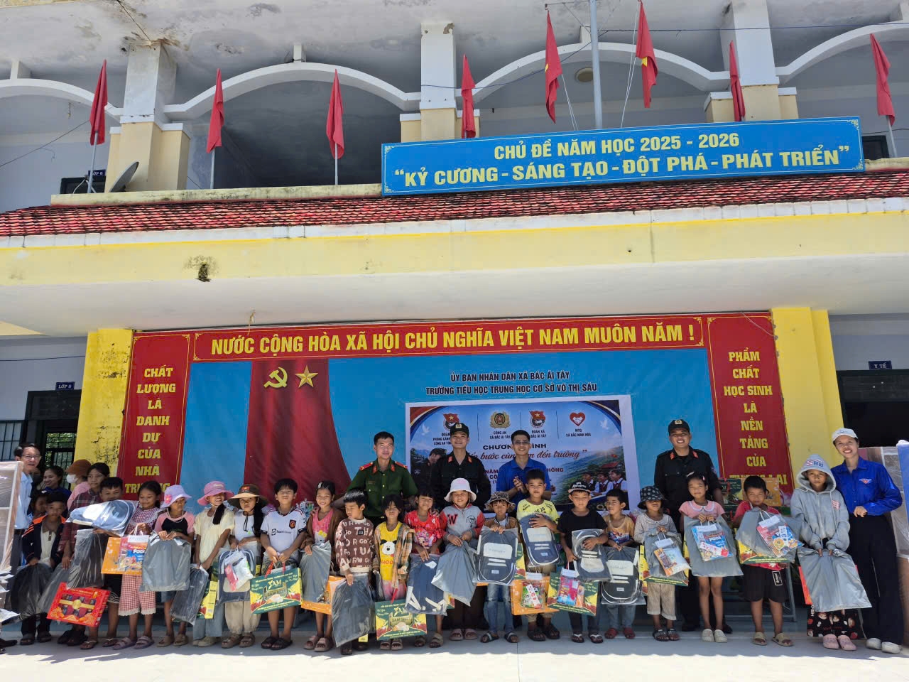 Chương trình tình nguyện 