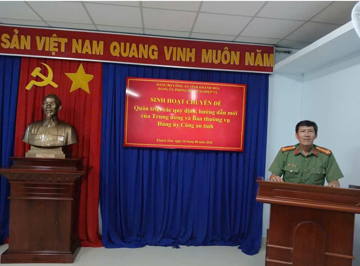 Đảng ủy Phòng Hồ sơ nghiệp vụ: Quán triệt các quy định, hướng dẫn mới của Trung ương và Ban thường vụ Đảng ủy Công an tỉnh