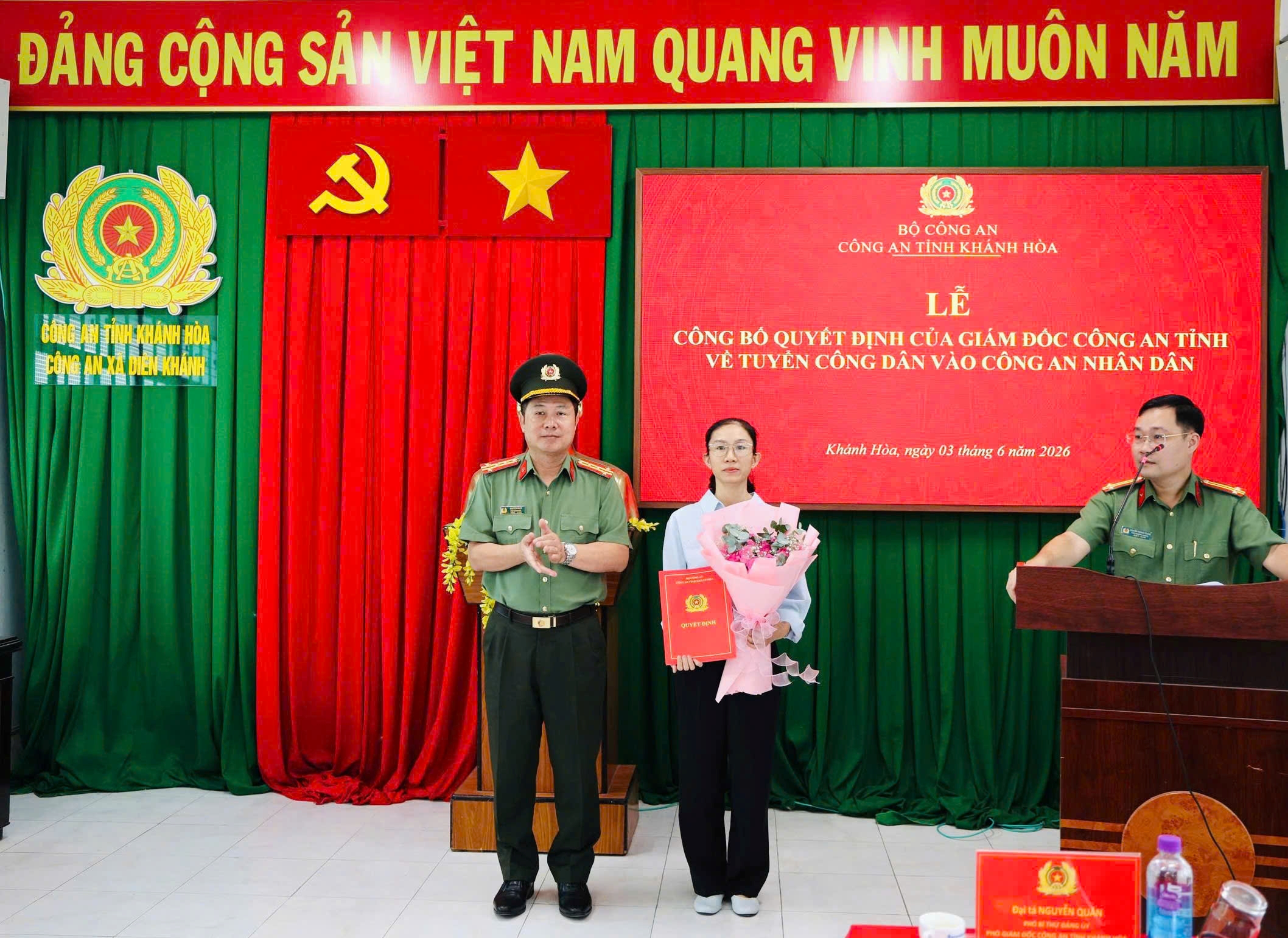 Tạm tuyển vợ đồng chí Thiếu tá Nguyễn Xuân Hải vào lực lượng Công an nhân dân