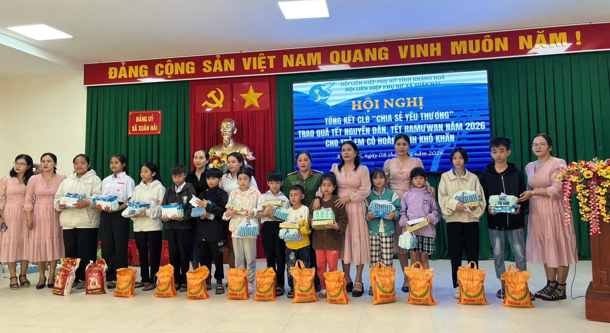 Hội Phụ nữ Công an tỉnh và các cơ sở hội tổ chức nhiều hoạt động xã hội tình nghĩa