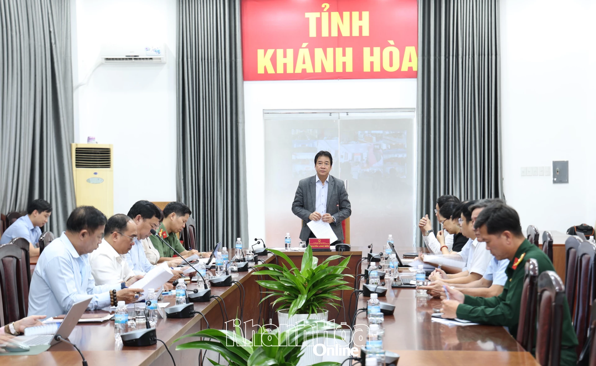 Đảm bảo các điều kiện cho người dân vui xuân, đón Tết