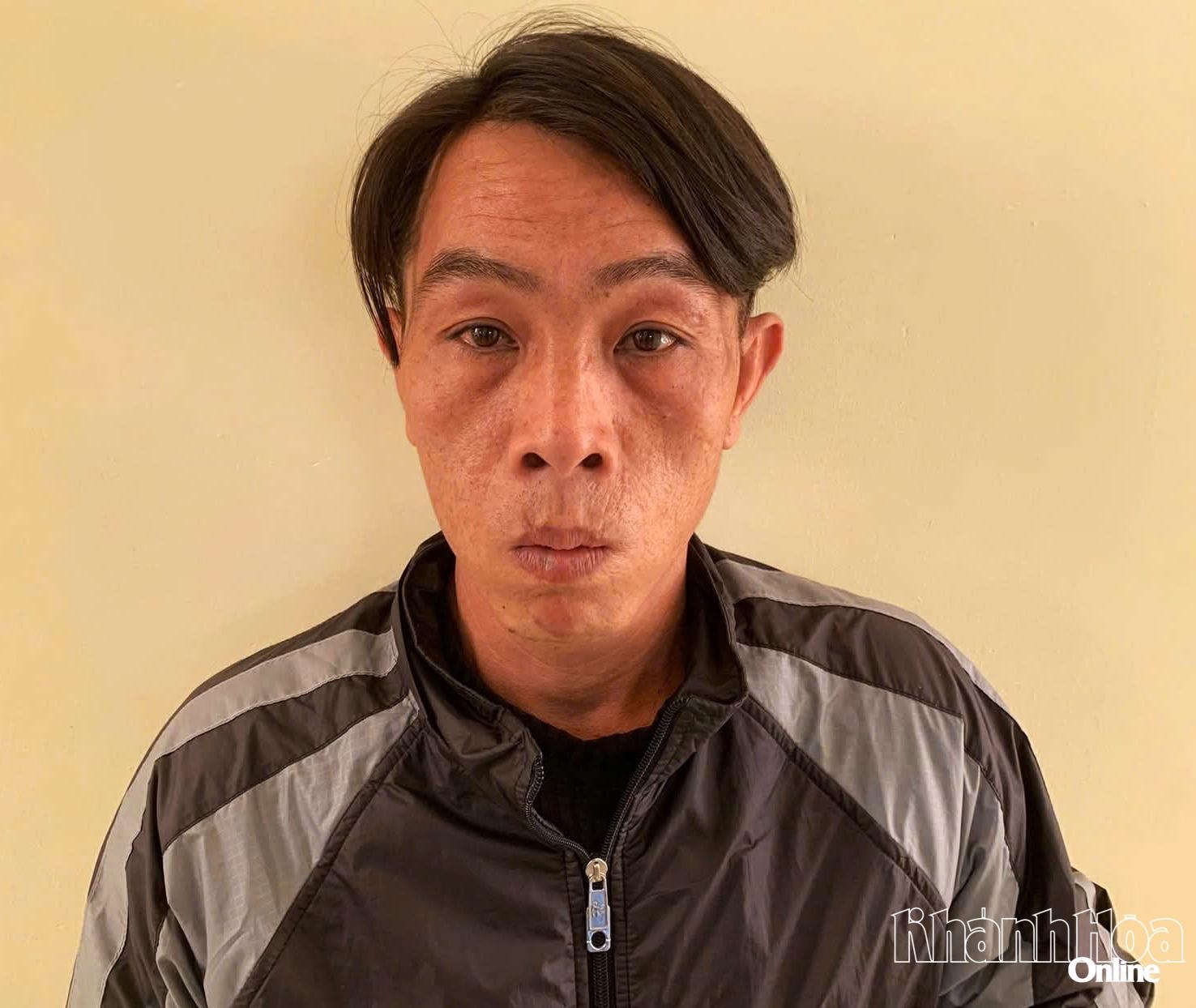 Công an phường Phan Rang phá nhanh vụ cướp giật túi xách, bắt đối tượng có 4 tiền án