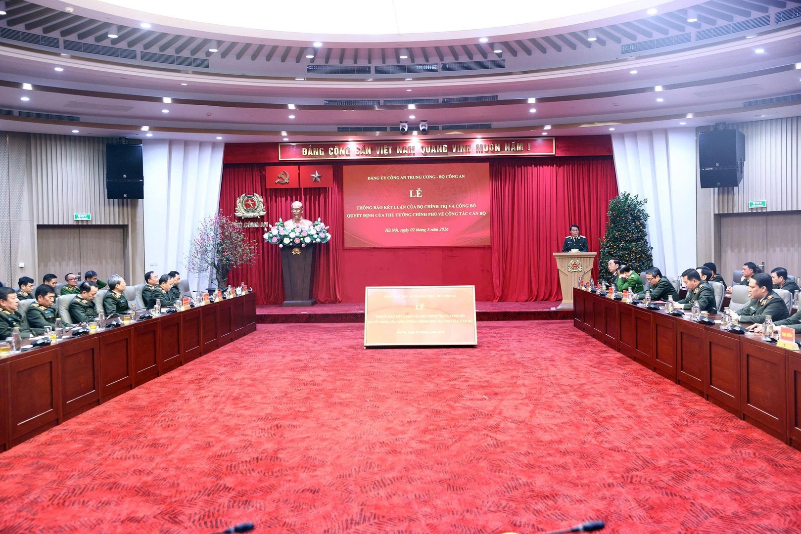 Ghi nhận những đóng góp của Thượng tướng Trần Quốc Tỏ đối với sự nghiệp bảo đảm an ninh trật tự