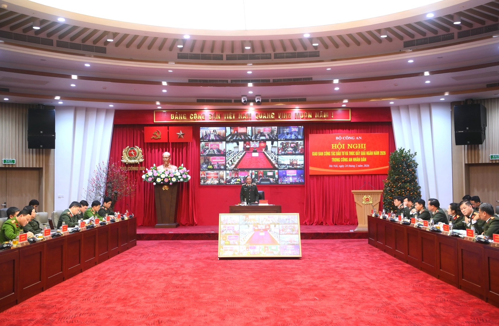 Đẩy nhanh tiến độ triển khai các dự án và thúc đẩy giải ngân các nguồn vốn, kinh phí năm 2026