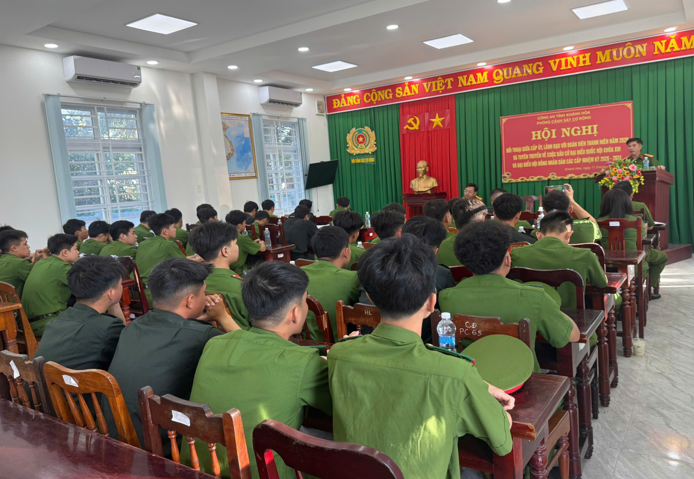 Hội nghị đối thoại giữa cấp ủy, lãnh đạo đơn vị với đoàn viên thanh niên năm 2026