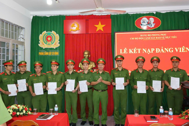 Phòng cảnh sát cơ động – Vinh dự kết nạp đảng viên mới năm 2026