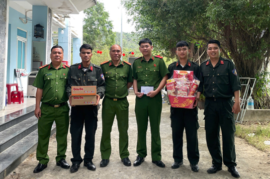 Đội cảnh sát cơ động, kiểm tra công tác trực và chúc tết 03 kho vật chứng nhân dịp tết nguyên đán bính ngọ 2026