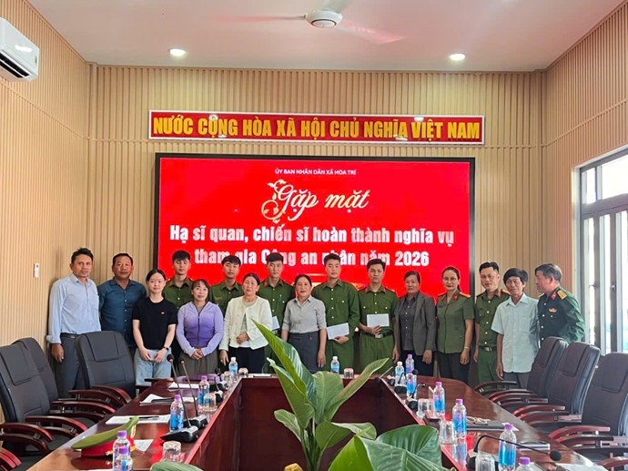 Công an xã Hòa Trí phối hợp Ban Chỉ huy quân sự xã tổ chức gặp mặt, động viên công dân lên đường nhập ngũ năm 2026
