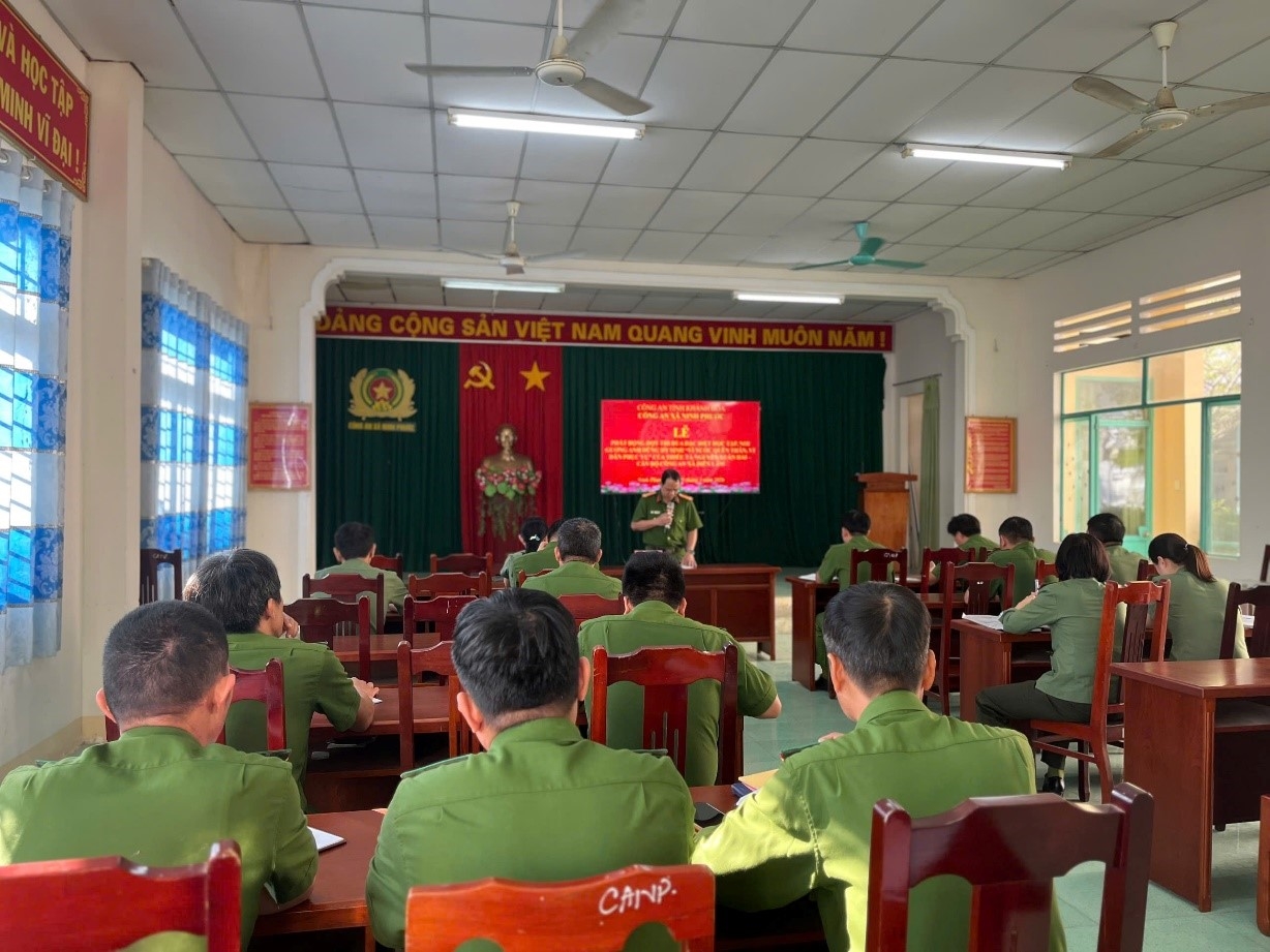 Công an xã Ninh Phước phát động phong trào thi đua đặc biệt noi gương thiếu tá Nguyễn Xuân Hải và quyên góp ủng hộ gia đình đồng chí Hải