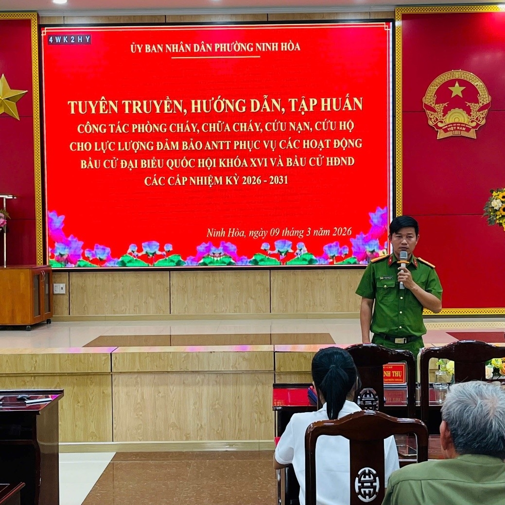 Thực tập phương án phòng cháy chữa cháy tại điểm bầu cử - Chủ động bảo vệ an toàn từ cơ sở
