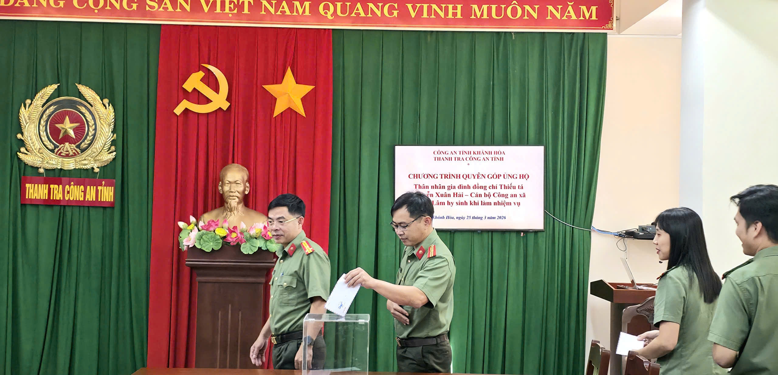 Thanh tra Công an tỉnh phát động chương trình ủng hộ, giúp đỡ thân nhân gia đình đồng chí Thiếu tá Nguyễn Xuân Hải – Cán bộ Công an xã Diên Lâm hy sinh trong khi làm nhiệm vụ.