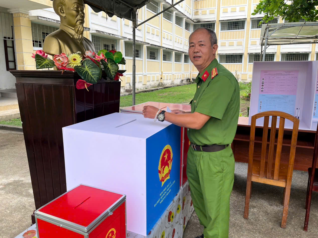 Tổ chức bầu cử tại Phân trại tạm giam Nha Trang