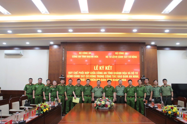 Công an tỉnh Khánh Hòa tổ chức Lễ ký kết Quy chế phối hợp với Bộ Tư lệnh Cảnh sát cơ động trong công tác bảo đảm an ninh, trật tự trên địa bàn tỉnh Khánh Hòa