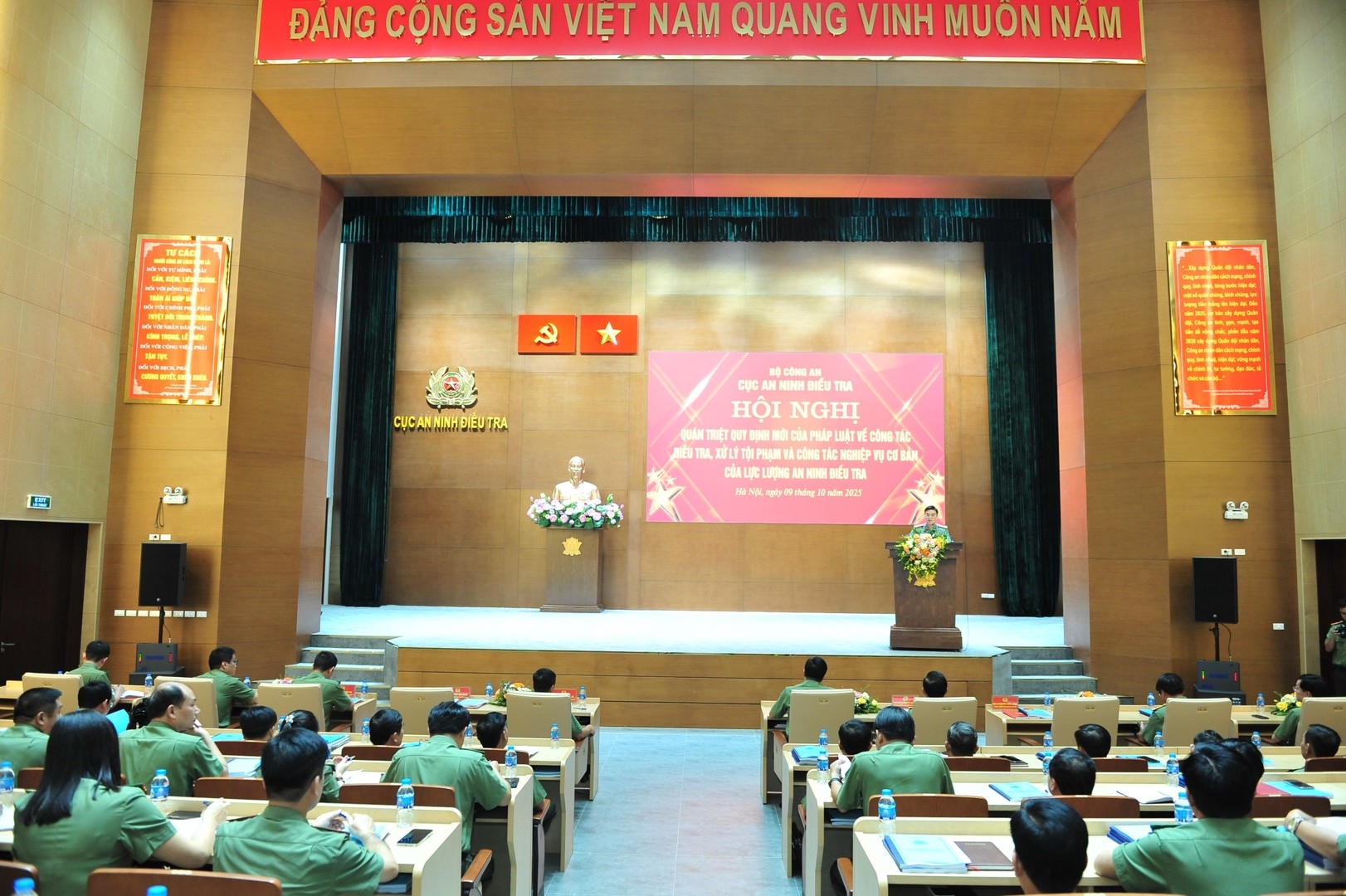 Quán triệt quy định mới của pháp luật về công tác điều tra, xử lý tội phạm và công tác nghiệp vụ cơ bản của lực lượng An ninh điều tra